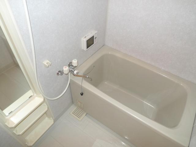 バス・シャワールーム　※同タイプ部屋の写真です。