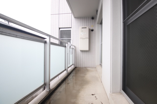 バルコニー　※別部屋の参考写真です。