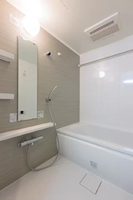 バス・シャワールーム　※写真は同タイプ住戸です。