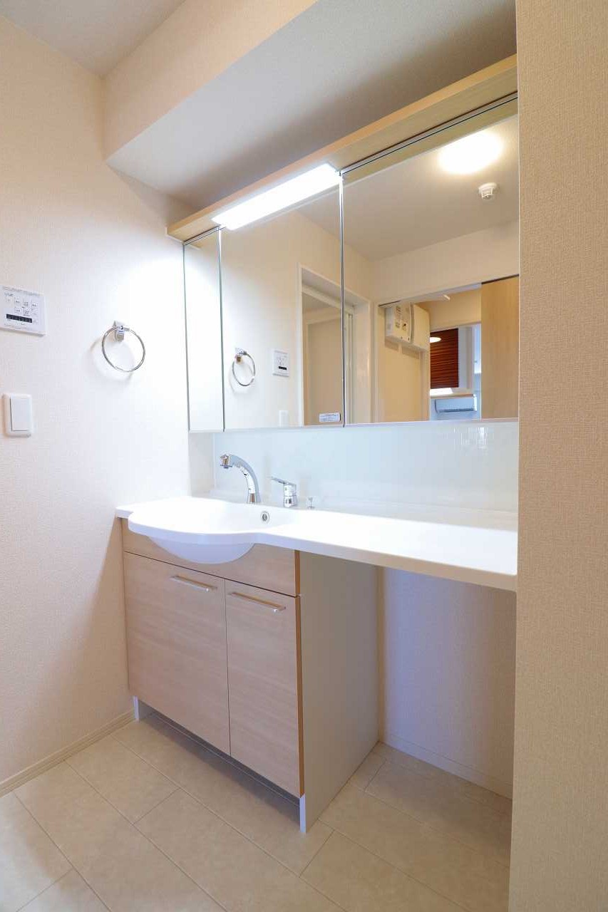 洗面設備　※同物件、別部屋になります。