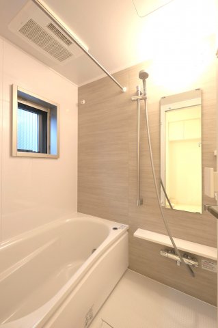 バス・シャワールーム　ルジェンテ・バリュ上野のバスルームです