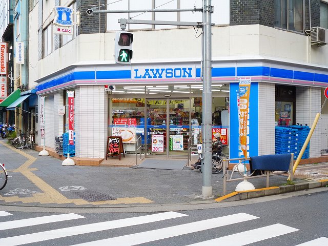 コンビニ　ローソン台東北上野１丁目店（コンビニ）まで108m