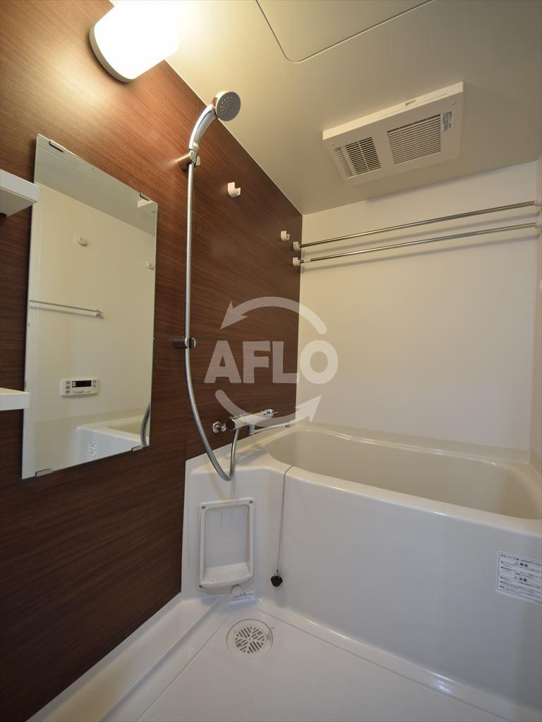 バス・シャワールーム　モンテノーム南堀江　浴室換気乾燥暖房機付バスルーム