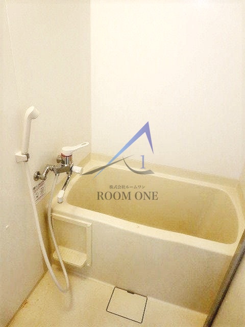 バス・シャワールーム　お風呂です。