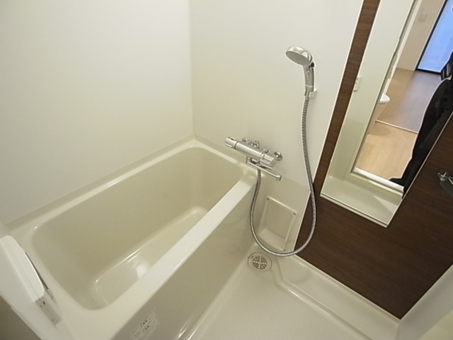 バス・シャワールーム　バスルーム