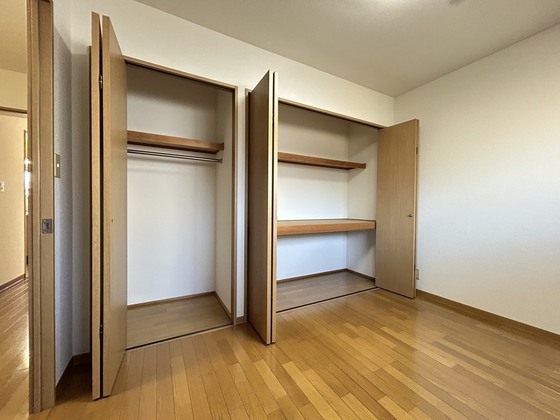 収納　※別部屋の写真です