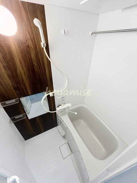 バス・シャワールーム　写真は別号室