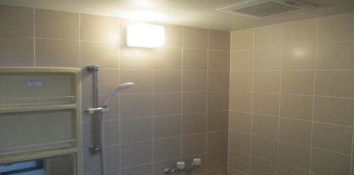 バス・シャワールーム　浴室