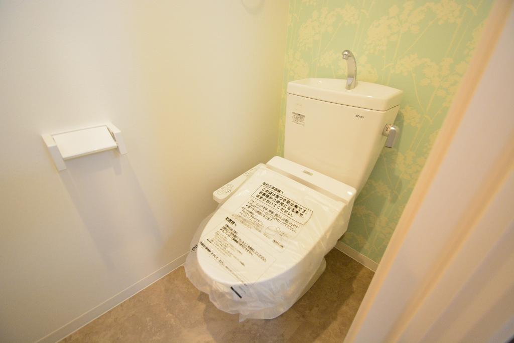 トイレ　シャワー付トイレ