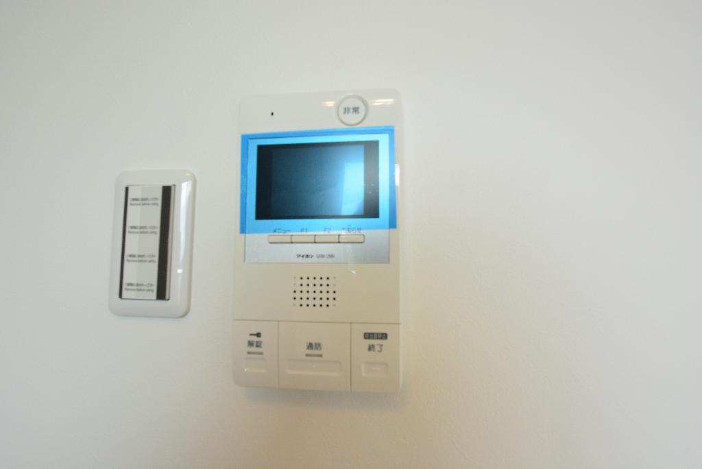 セキュリティ　カメラ付インターホン