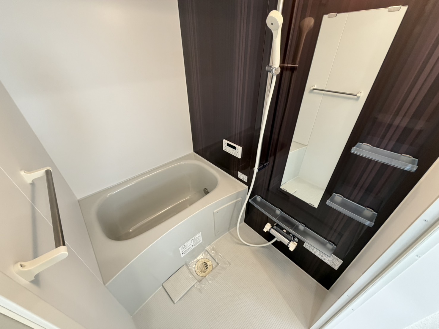 バス・シャワールーム　※同建物反転タイプです。ご参考下さい。