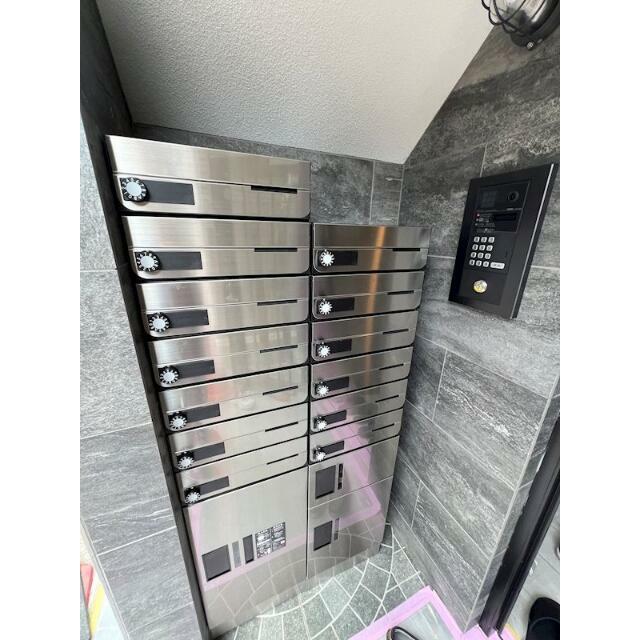 ロビー　メールボックス