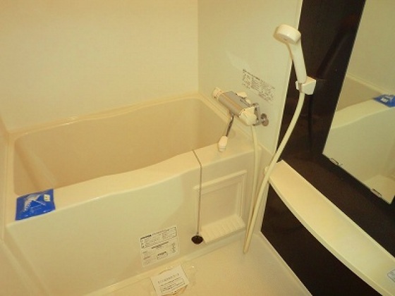 バス・シャワールーム　※掲載写真は同マンション別部屋参考写真となります。