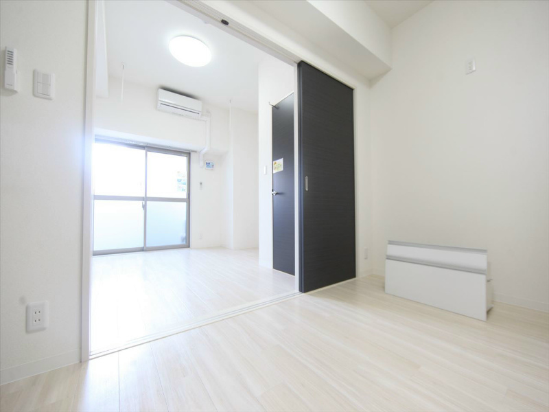 その他部屋・スペース　ＤＫ6.2　洋室7帖　エアコン完備　南面バルコニー