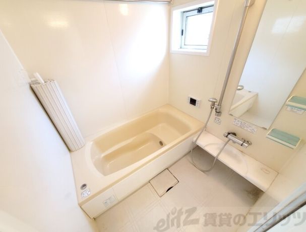 バス・シャワールーム　洗面