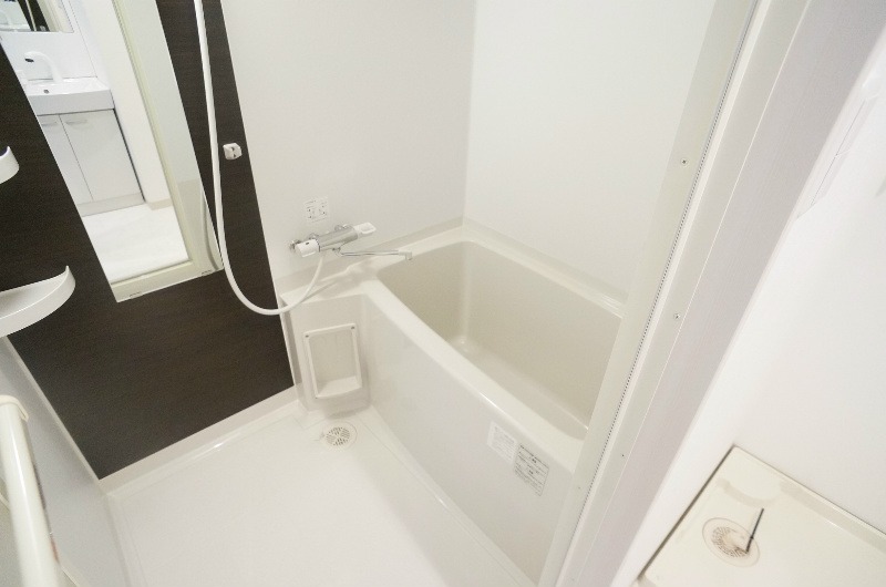 バス・シャワールーム　同型イメージ