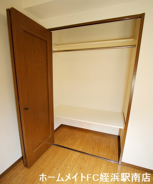 収納　★収納は各部屋にあります★参考写真
