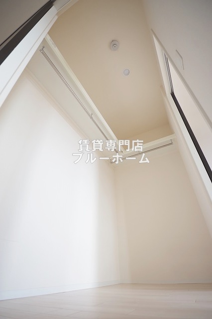 収納　ウォークスルークローゼット！