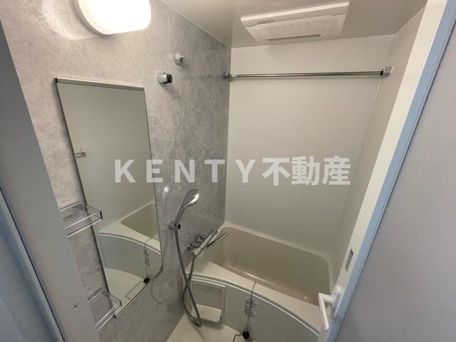 エントランス　建物の内部です