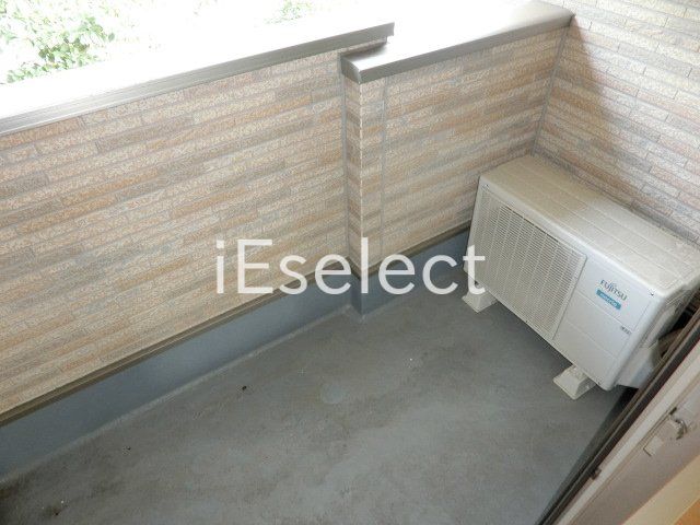 バルコニー　お洗濯ものはこちらでどうぞ！