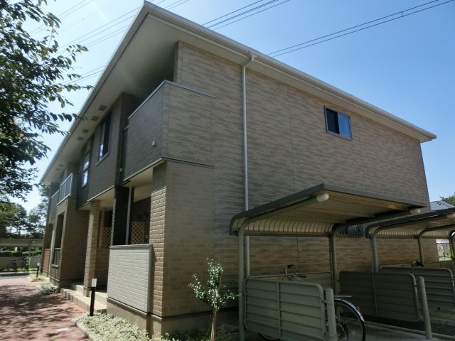 建物外観　2018年築。千城台駅徒歩7分の立地