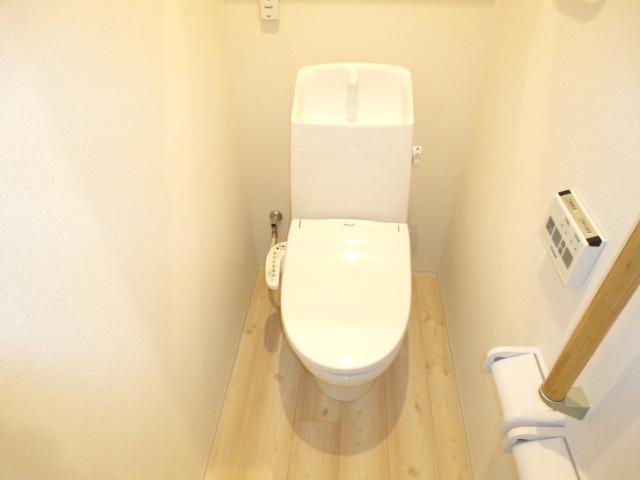 トイレ　トイレ