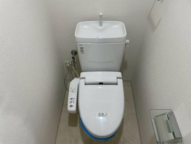 トイレ　※別部屋参考写真