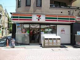 コンビニ　セブンイレブン港区西麻布3丁目店（コンビニ）まで355m