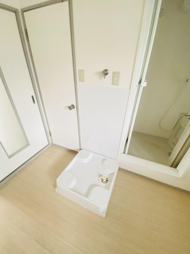 洗面設備　室内洗濯機置き場