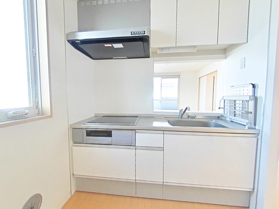 キッチン　※別部屋の写真です