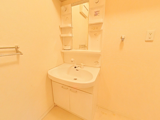 洗面設備　※別部屋の写真です