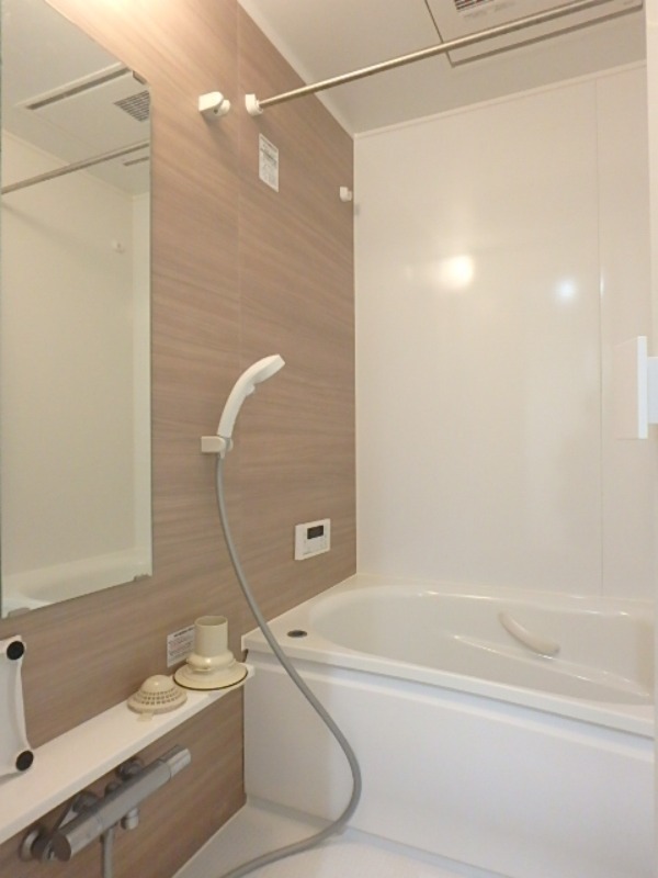 バス・シャワールーム　図面と現状に相違がある場合には現状を優先