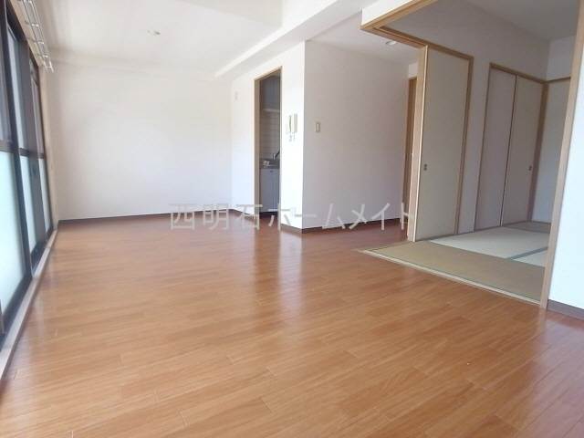 居室・リビング　リビング13.1帖