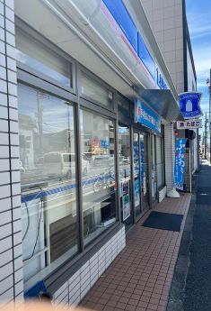 コンビニ　ローソン新馬場南口店（コンビニ）まで298m