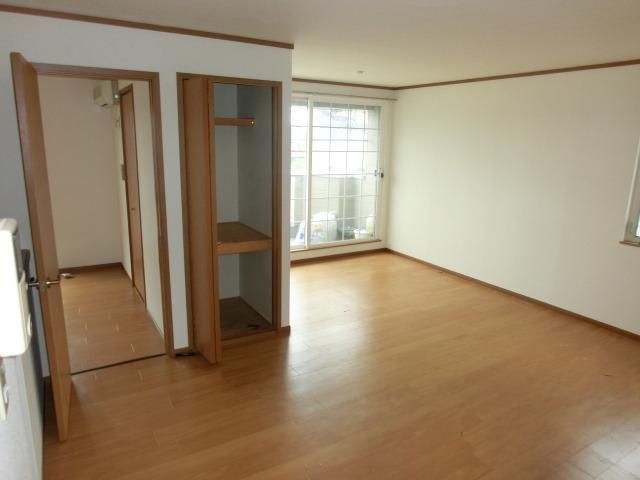 居室・リビング　※別号室参考写真です