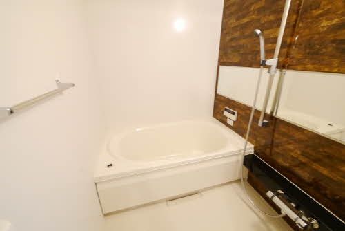 バス・シャワールーム　浴室