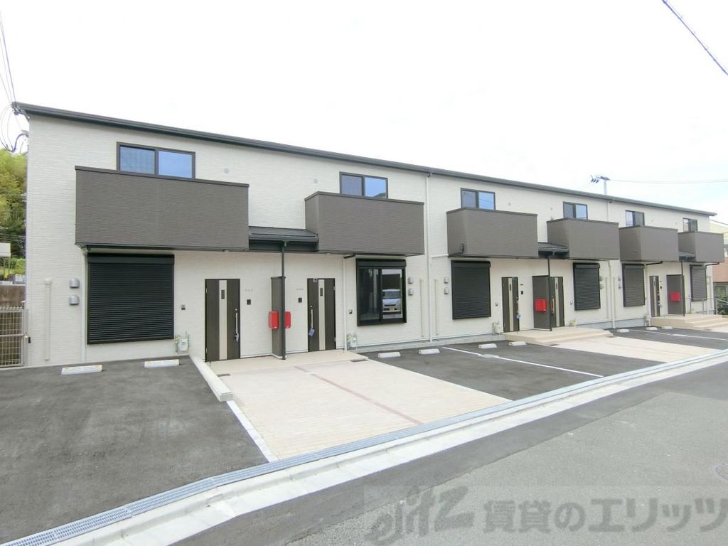 建物外観　エントランス