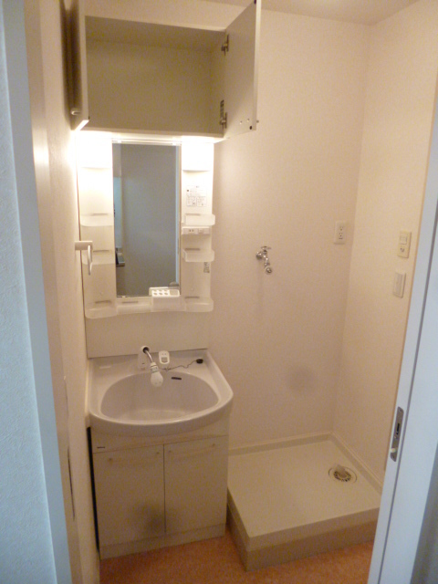 洗面設備　洗面台・室内洗濯機置場