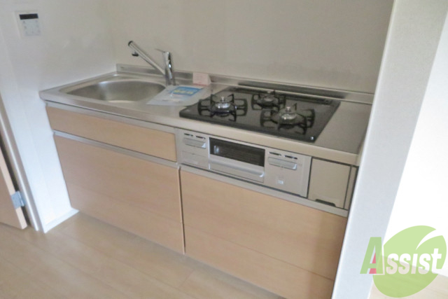 キッチン　システムキッチンです。ガスキッチンは便利ですね。