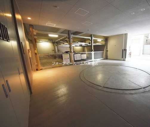 駐車場　★《見学予約受付中》当店では契約金がクレジット決済可能です★