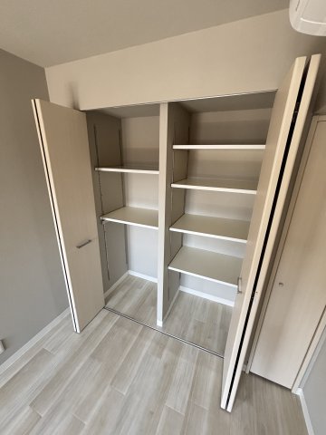 収納　たっぷりとした収納スペースです