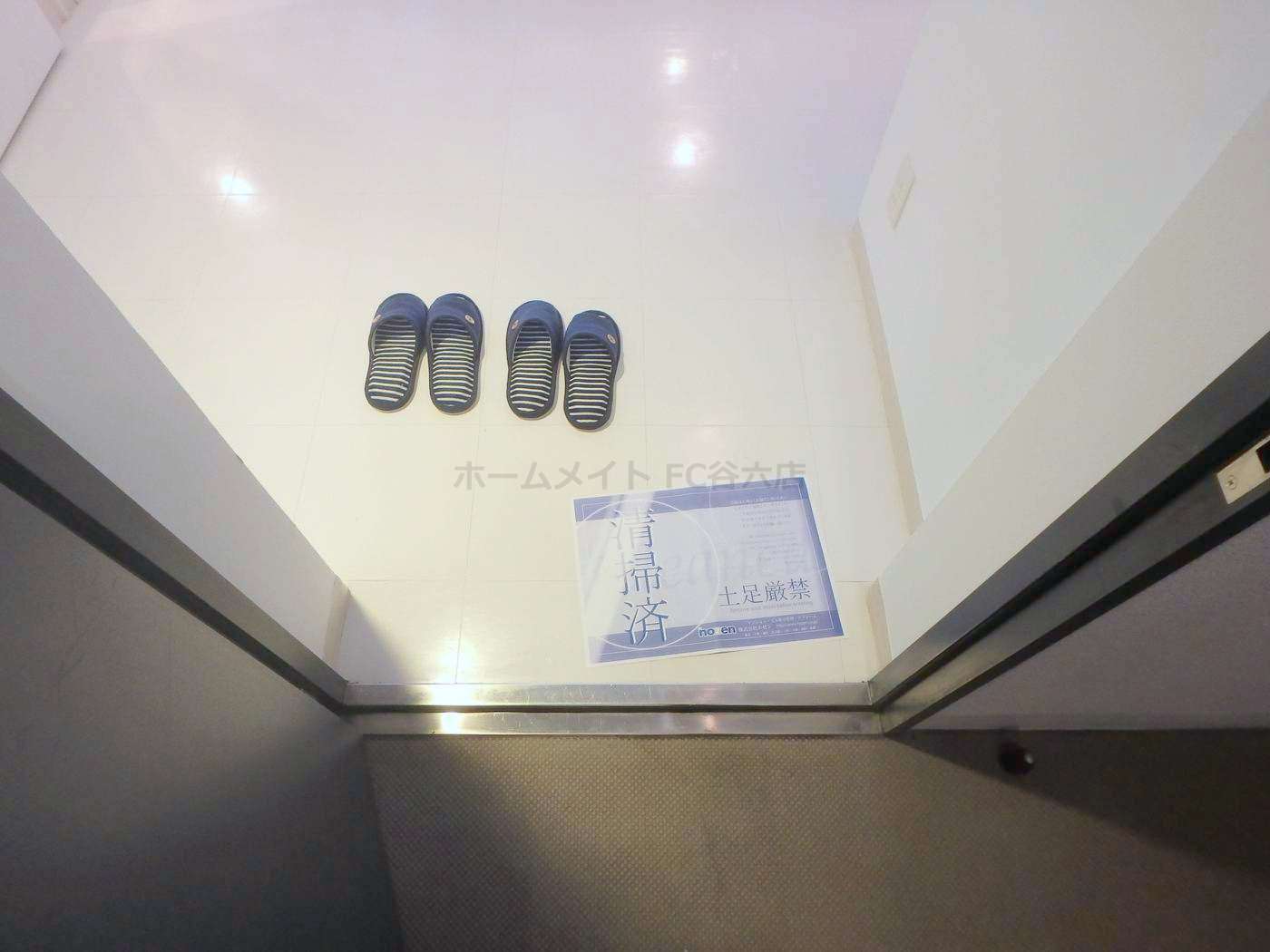 玄関　ＫＷレジデンス堺筋本町