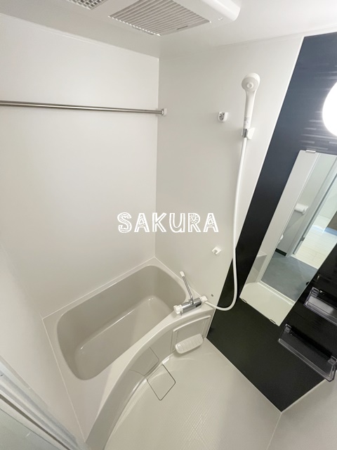 バス・シャワールーム　日々の疲れを癒すお風呂です♪