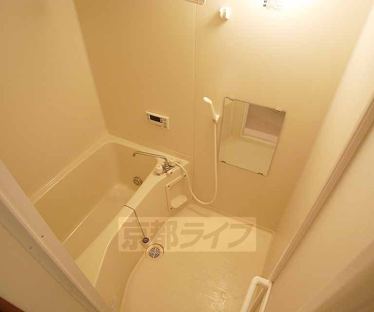 バス・シャワールーム　追炊き機能付きです。