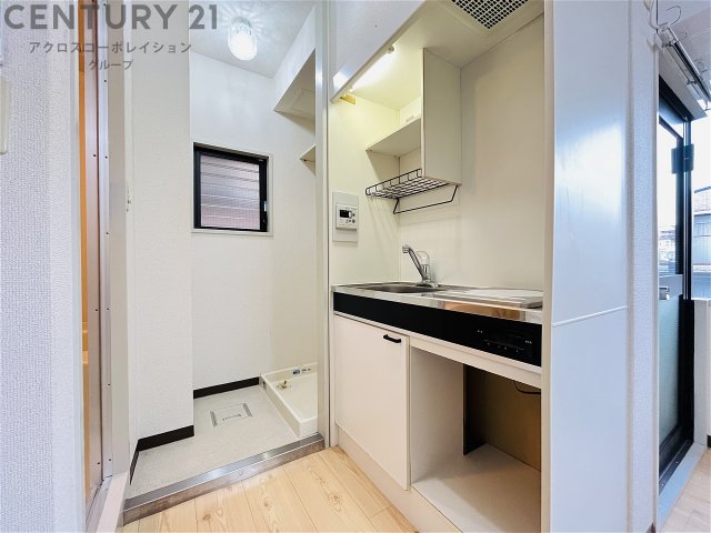 キッチン　火を使わず安心のIHコンロ付きキッチンです♪