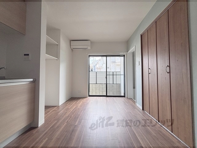 居室・リビング　洋室