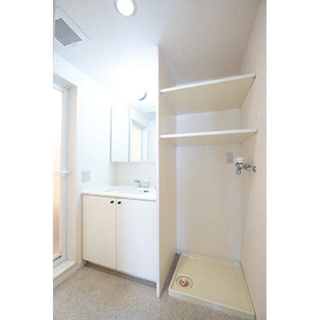 洗面設備　※写真は同タイプ住戸です。