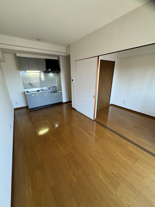 居室・リビング　広々リビングです！