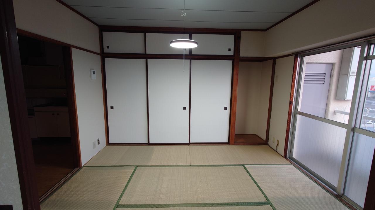サンハイツ長者の居間写真