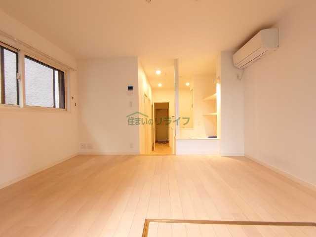 居室・リビング　リライフ下北沢店